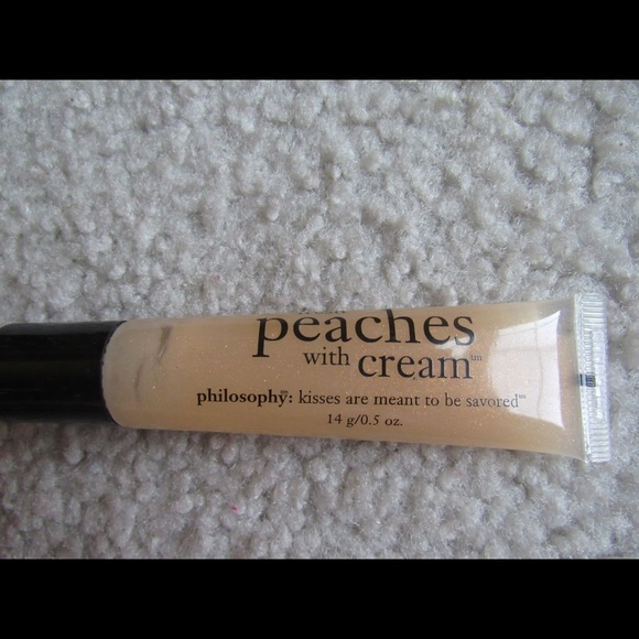 set of 7 philosophy lipglosses w/ mini shower gel - Picture 6 of 8